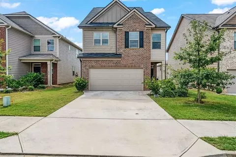 2631 Lovejoy Crossing Dr, Hampton, GA 30228