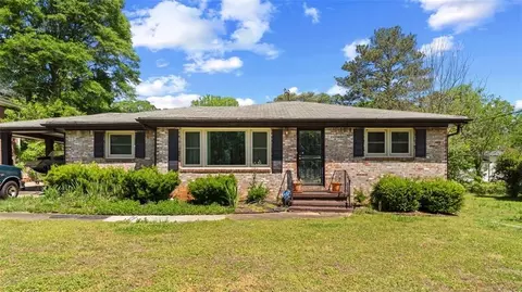 2365 Fontaine Cir, Decatur, GA 30032