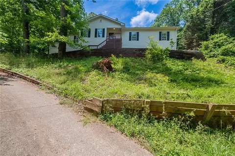 5028 Nichols Dr, Flowery Branch, GA 30542