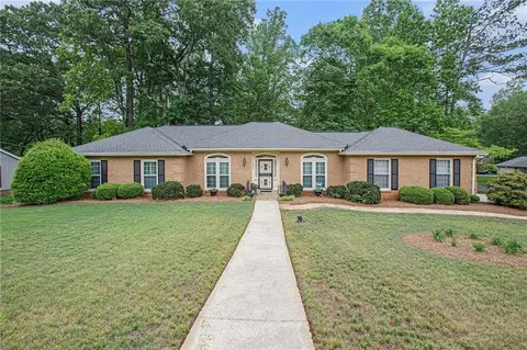 4066 Brymond Ct, Tucker, GA 30084