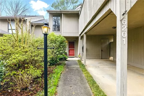 6201 Willow Run Rd, Peachtree Corners, GA 30092