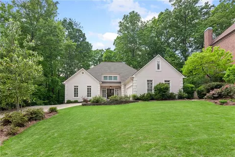 2140 Azalea Dr, Roswell, GA 30075