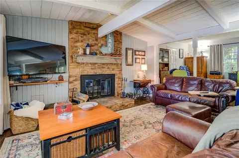 Living - 455 Mayo Rd, Covington, GA 30014 photo 5 of 8