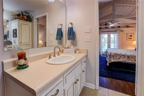 Bath - 455 Mayo Rd, Covington, GA 30014 photo 3 of 9