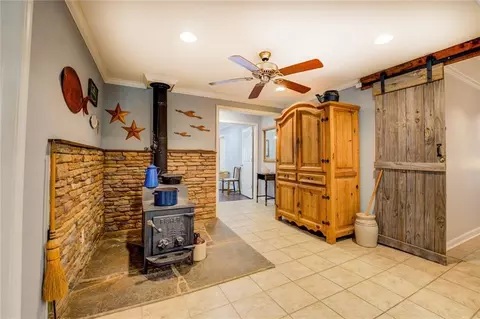 Entry Way - 455 Mayo Rd, Covington, GA 30014 photo 1 of 3