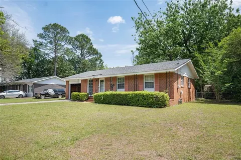 414 Charles Dr, Fort Valley, GA 31030