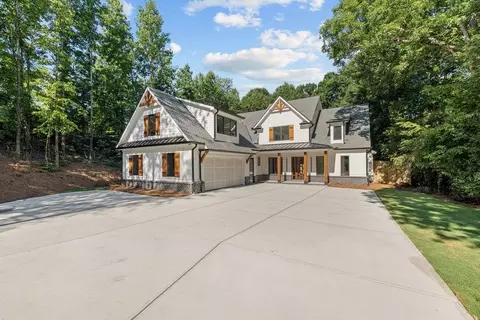 535 Shamrock Dr, Cumming, GA 30040