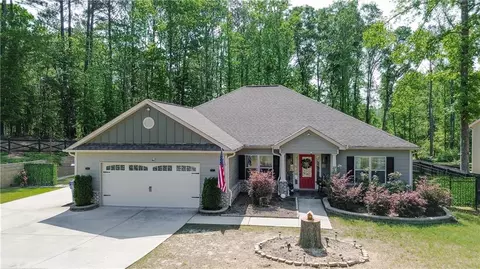 27 Creekside Dr, Winder, GA 30680