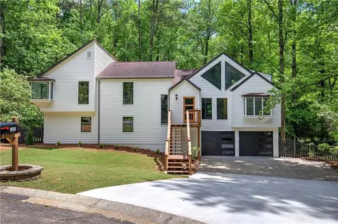3880 Northpoint Dr, Marietta, GA 30062