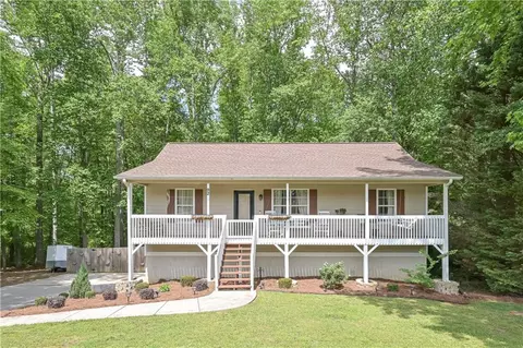 92 Confidence Ct, Temple, GA 30179