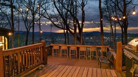 299 Eagles Nest Mountain Rd, Blue Ridge, GA 30513