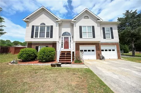 44 Vinnings Ln SW, Cartersville, GA 30120
