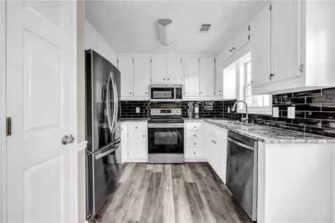 60 Whispering Pine Ct, Covington, GA 30016 photo 7