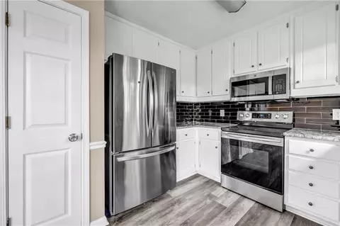 60 Whispering Pine Ct, Covington, GA 30016 photo 9