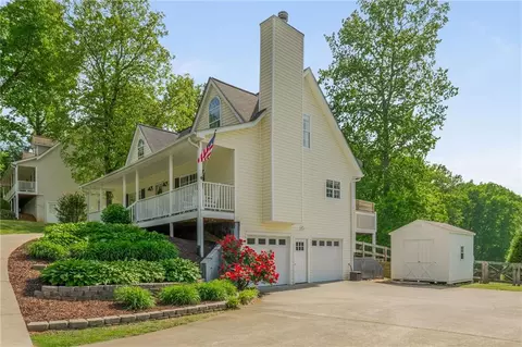 780 Old Magnolia Trl, Canton, GA 30115