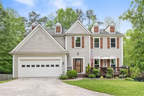 10090 Feather Sound Ct, Alpharetta, GA 30022