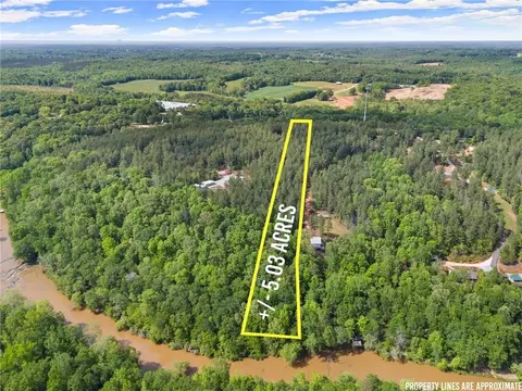 414 Jim Grizzle Rd, Royston, GA 30662