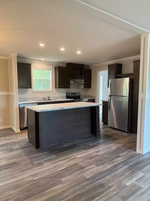Kitchen - 332 Dewaters Rd, Commerce, GA 30529 photo 2 of 2