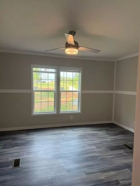 Bedroom - 300 Dewaters Rd, Commerce, GA 30529 photo 1 of 1
