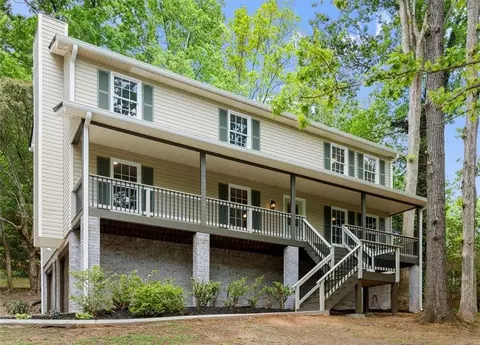 1627 Rex Dr, Marietta, GA 30066