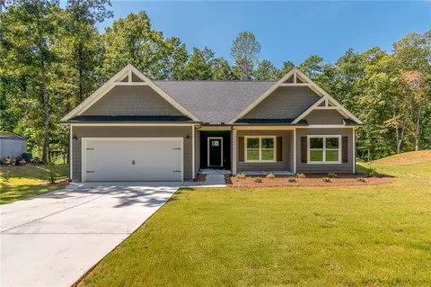 7364 Cherokee Ln, Murrayville, GA 30564