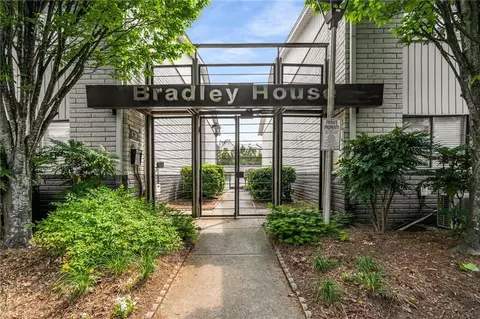 3501 Roswell Rd NE #102, Atlanta, GA 30305