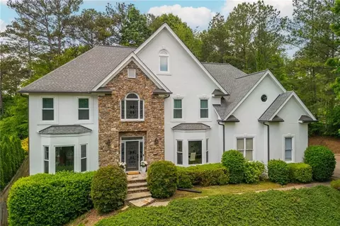 725 Eider Down Ct, Alpharetta, GA 30022