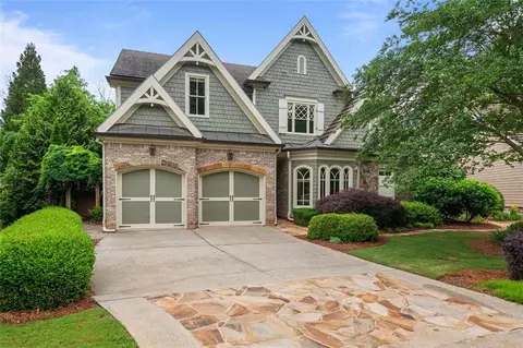 2490 Hillandale Cir, Cumming, GA 30041