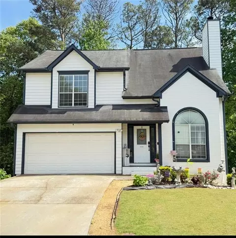 210 Paris Dr, Lawrenceville, GA 30043