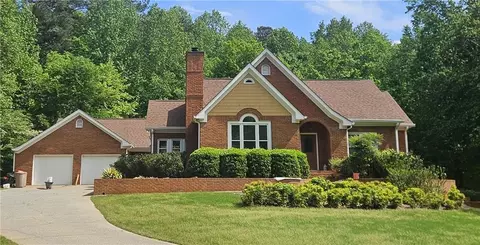 1124 Bend Creek Trl, Suwanee, GA 30024