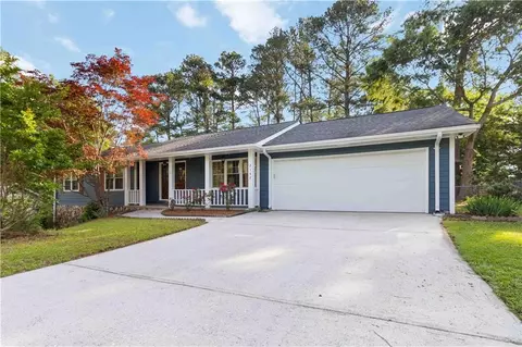 2142 Graystone Pkwy, Grayson, GA 30017