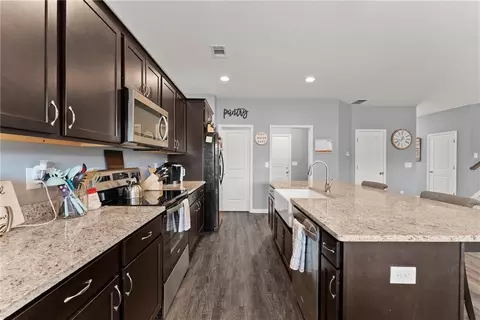 6519 River Station Dr, Lula, GA 30554 photo 14
