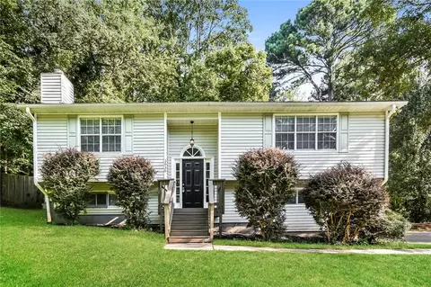 2636 Suzanne Ln, Acworth, GA 30102