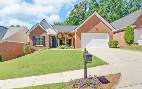 922 Brenau Point Dr, Gainesville, GA 30501