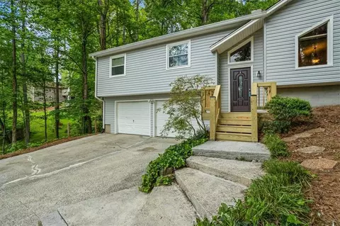 832 Wyntuck Dr NW, Kennesaw, GA 30152