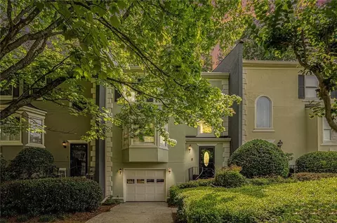 27 Sycamore Sta, Decatur, GA 30030