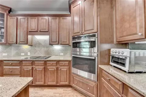 Kitchen - 1875 Briergate Dr, Duluth, GA 30097 photo 4 of 7