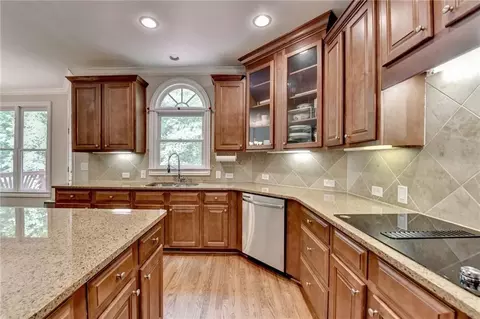 Kitchen - 1875 Briergate Dr, Duluth, GA 30097 photo 5 of 7
