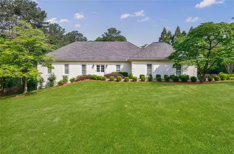 1550 Masters Club Dr, Sandy Springs, GA 30350