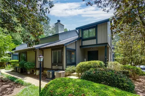 3102 Balearic Dr SE, Marietta, GA 30067
