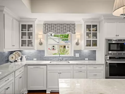 Kitchen - 4643 River Ct, Peachtree Corners, GA 30097 photo 3 of 12