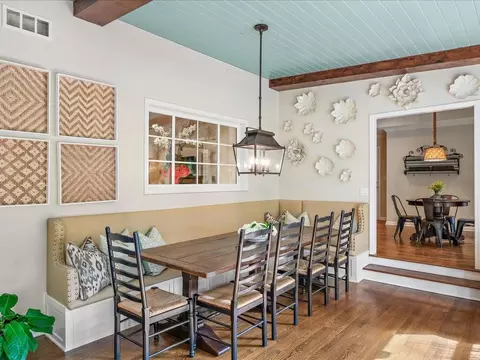 Dining - 4643 River Ct, Peachtree Corners, GA 30097 photo 3 of 4