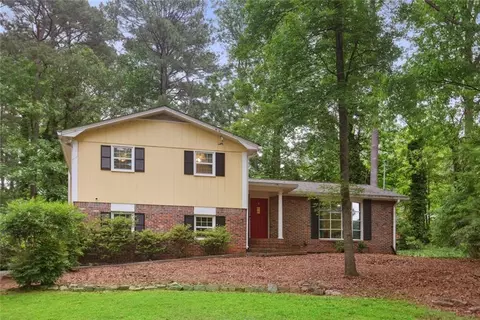 358 W Wind Dr SW, Lilburn, GA 30047