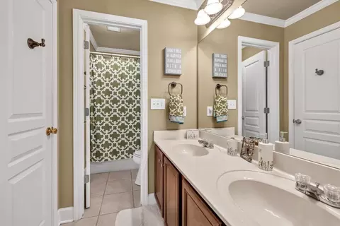 Bath - 3125 Flatbottom Dr, Dacula, GA 30019 photo 6 of 7