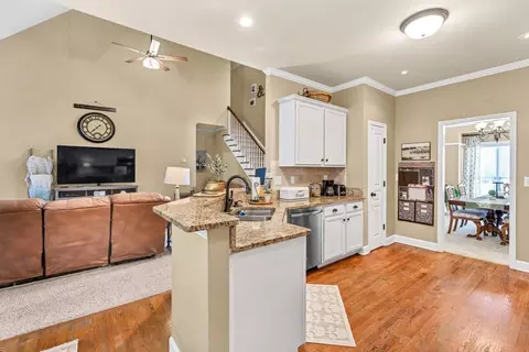 Kitchen - 3125 Flatbottom Dr, Dacula, GA 30019 photo 5 of 8