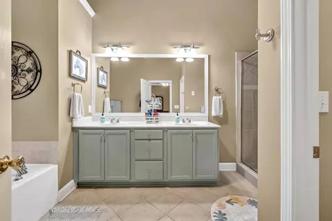 Bath - 3125 Flatbottom Dr, Dacula, GA 30019 photo 2 of 7