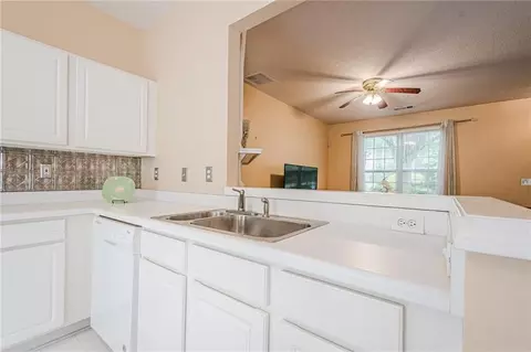 3746 Berkeley Xing, Duluth, GA 30096 photo 14