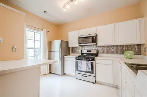 3746 Berkeley Xing, Duluth, GA 30096 photo 11