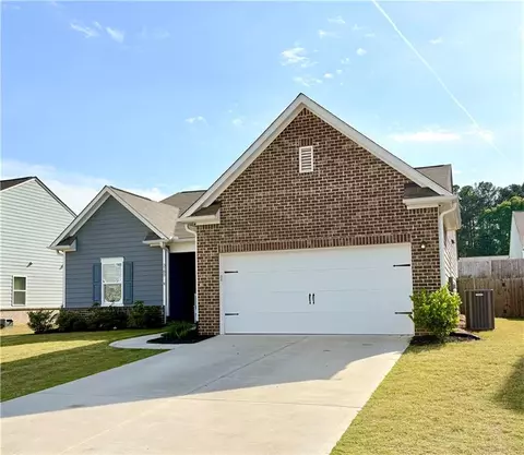 3785 Newbury Place Dr, Loganville, GA 30052