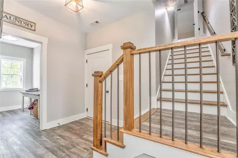 Entry Way - 555 E Valley Rd NE, Rydal, GA 30171 photo 2 of 6
